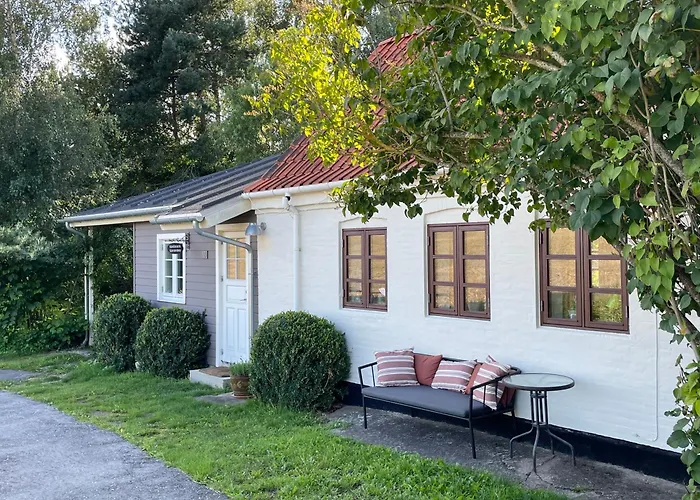 A True Nature Pearl In Idyllic Surroundings But Close To The City