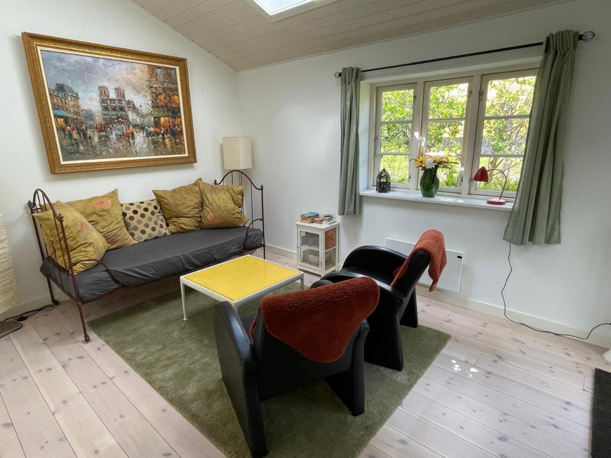 A True Nature Pearl In Idyllic Surroundings But Close To The Villa